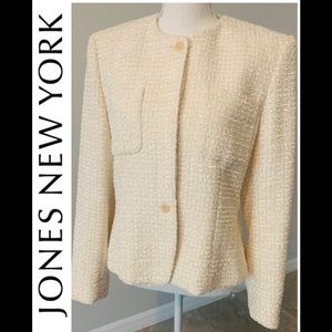 Jones New York Soft Textured Cream Blazer, Size 10